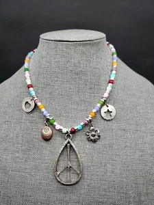 Collar Multicolor Paz/Corazón/Foral Dije Cuentas - Imagen 1 de 4
