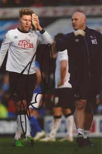 DERBY: JEFF HENDRICK SIGNED 6x4 ACTION PHOTO+COA - Picture 1 of 1