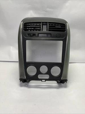 06-07 Saturn Vue Dash Radio Stereo Trim Panel Climate Bezel Silver/Black READ - Image 1 of 4