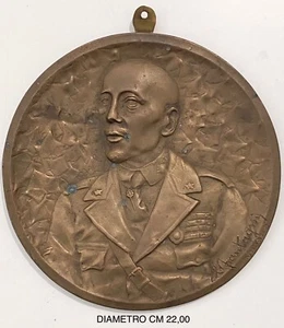 D’ANNUNZIO GABRIELE PIASTRA IN BRONZO RAFFIGURANTE IL VATE IN DIVISA - Picture 1 of 5