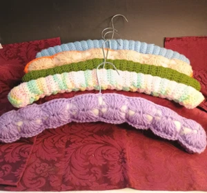Vintage HANDMADE Crochet Covered WOODEN Clothes Hangers ~ Lot of 5 ~ Multi-Color - Picture 1 of 6