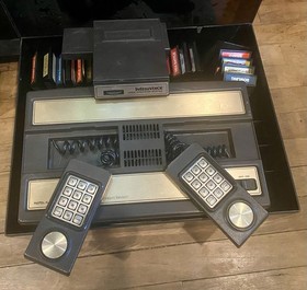 Intellivision 2609 Console w/ 21 Games, Controllers, Manuals (TESTED & WORKING)