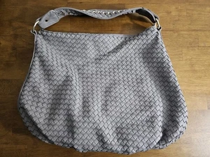 Nuevo BOLSO BANANA REPUBLIC Basketweave Gris Talla Única - Imagen 1 de 8