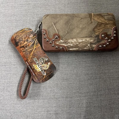 NUEVO CON ETIQUETAS Realtree Moda Billetera Muñequera Camuflada Ranuras para Tarjetas de Crédito Cremallera Bolsillos para Monedas Foto 1 de 4