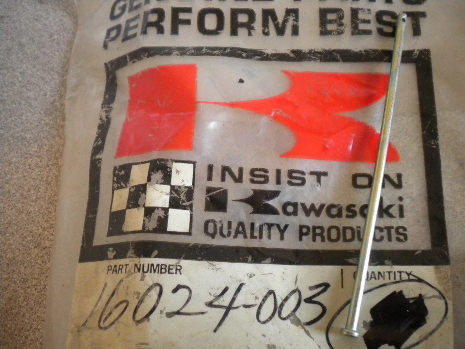NOS Kawasaki OEM Throttle Valve Stop Rod 71 F21 A1 A1SS A7 A7SS F4 16024-003 Foto 1 de 1