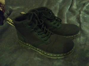 Dr Martens BONNY J boots sz 1 us youth - Picture 1 of 10