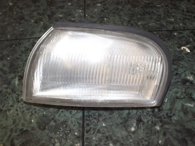 93-97 USDM OEM Infiniti J30 Y32 luz de esquina delantera lado del conductor lámpara 212-63365 FL Foto 1 de 4