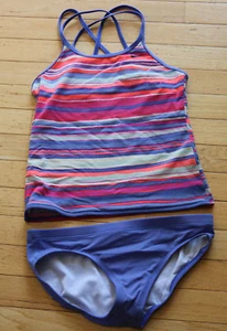 GIRLS * NIKE * 2-PIECE TANKINI / SWIMSUIT ~ 14 - Picture 1 of 2