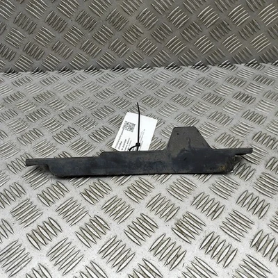 TOYOTA CAMRY XV70 Underbody Front Left Bracket 53852-33070  2021 33075597 - Image 1 of 4