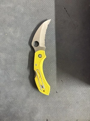 SPYDERCO Dragonfly 2 Salt Lightweight Yellow Hawkbill 2.3in Knife (C28SYL2HB) - Image 1 of 3