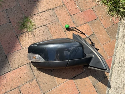 2010-2013 Volvo XC60 Passenger Side Right Door Mirror Assembly - Grey - Image 1 of 4