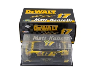 1999 Revell Collection Club DeWalt Racing #17 Matt Kenseth 1:24 Scale Diecast - Picture 1 of 8