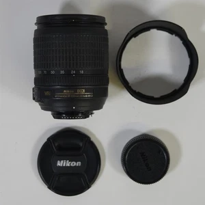 Nikon DX AF-S Nikkor 18-105mm f/3.5-5.6 G ED VR Zoomobjektiv NEUWERTIG - Bild 1 von 5
