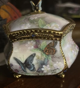 Ardleigh Elliott Lena Liu Enchanted Wings Heirloom Porcelain Music Box - Picture 1 of 14