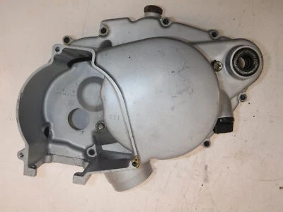 1970 suzuki tc90 RIGHT ENGINE MOTOR CLUTCH COVER - Image 1 of 4