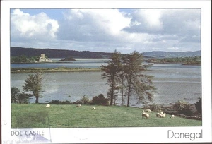 DOE CASTLE, Donegal, Ireland - Vintage POSTCARD - Picture 1 of 2