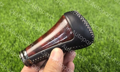 Pomo de cambio Lexus Gx460 2014-2017 fabricante original color negro usado: se adapta a Lexus Foto 1 de 4