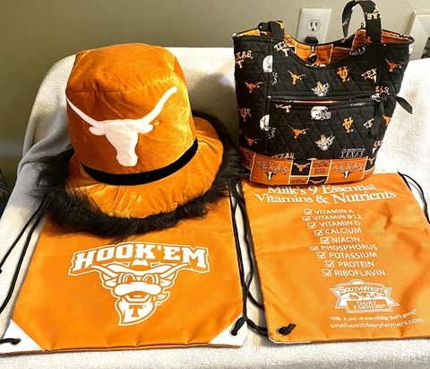 Texas Longhorns Combo Package Fur Top Hat, Ladies Purse & 2 Canvas Totes 4 PCs Cover