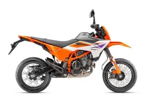 KTM 390 SMC R Latest 2025 model Bee the first on the street - Picture 1 of 13