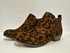 Botines Pierre Dumas con estampado de leopardo para mujer, talla 8 nuevos sin caja - Imagen 1 de 7