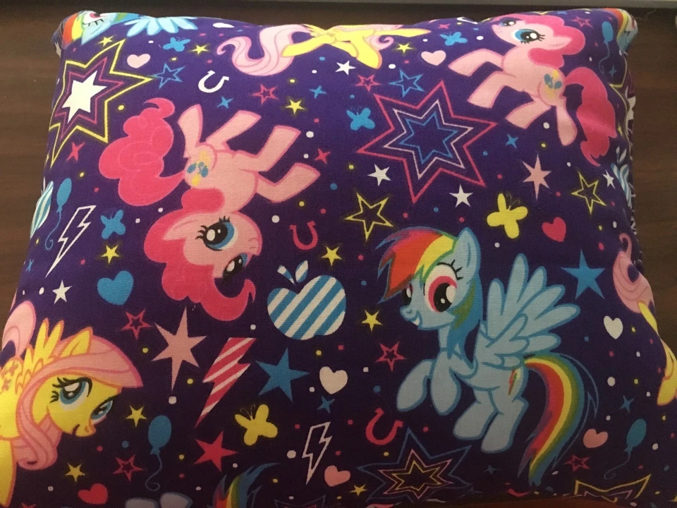 Almohadas hechas a mano "My Little Pony" 9"x8" Foto 1 de 1