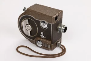 VTG Revere Eight Model Seventy Seven 77 Movie Camera 1/2" f2.5 Elgeet-Revere Len - Picture 1 of 5