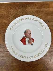 Vintage 1987 Royal Albert  Bone China Pope John Paul 2 - Picture 1 of 4