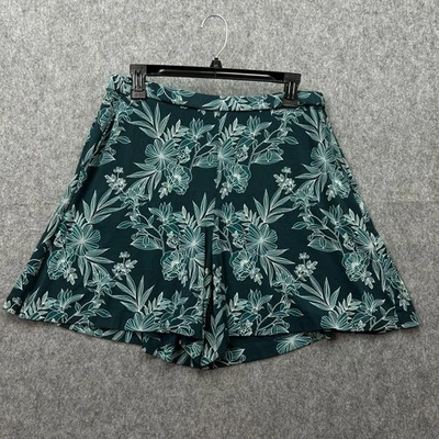 Pantalones Cortos Pull On Colección J. Jill Wearever Para Mujer Talla Mediana Verde Floral Foto 1 de 4