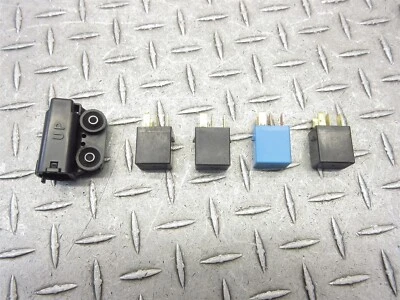 Triumph Thunderbird Storm 2013 11-18 surtido relé eléctrico fusible lote mixto Foto 1 de 4