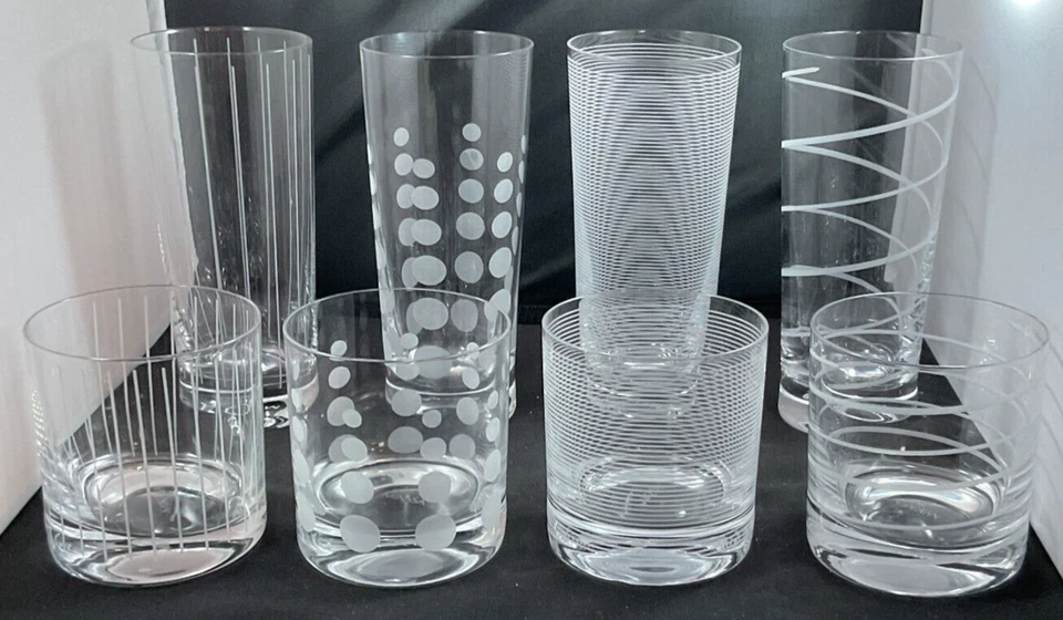 Juegos de utensilios de cristal Mikasa Cheers Hi-Ball 19,75 oz (S4) y DOF 12,75 oz (S4)  Foto 1 de 4