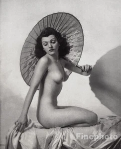 1937 Vintage ALFRED CHENEY JOHNSTON Female Nude And Parasol Art Deco Photo Litho - Picture 1 of 1