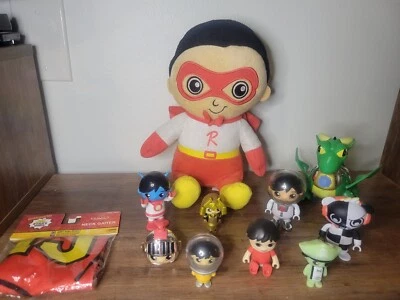 Bonecos colecionáveis Ryan's World pelúcia e pescoço gaitor GUS 11 peças - Imagem 1 de 4