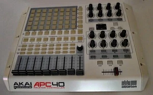 Akai APC40 white limited USB MIDI-Controller, gepflegt - Bild 1 von 5