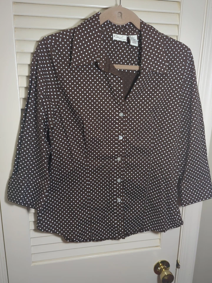 Kim Rodgers Women's Top | Size M | Brown Polka Dot Button Up - Изображение 1 из 4
