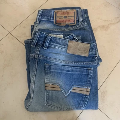 Diesel Lote De 2 Jeans Zatiny Para Hombre Azul Bootcut Botón Mosca Denim Envejecido Foto 1 de 4