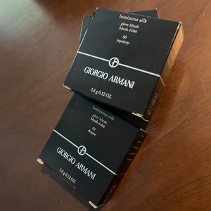 Nuevo en caja Rubor brillante de seda luminosa Giorgio Armani ~ ELIGE TONO~ - Imagen 1 de 3