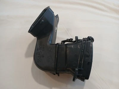 Tubo de conducto de aire delantero izquierdo Toyota Sequoia 2001-2007 y Tundra 2000-2006 con ventilación Foto 1 de 4