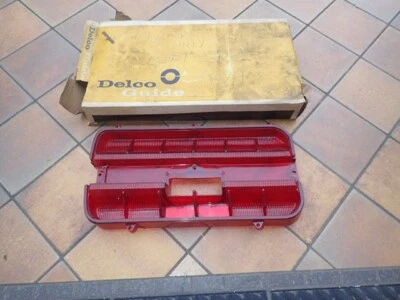 Lente de luz trasera Buick LeSabre 1966, izquierda, ¡como nueva! Lámpara 5957609 Foto 1 de 4