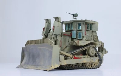 PreSale D9R Armoured Bulldozer 1:35 Pro Built Model - Image 1 of 4