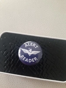 Insignia vintage lector de alertas - Imagen 1 de 3