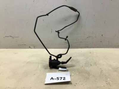 Dodge Grand Caravan 2012 válvula de purga de bote de vapor de combustible con manguera OEM+ Foto 1 de 4