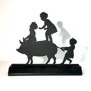 Figuras de madera de cerdo y tres niños y silueta de pie decoración de granja de campo - Imagen 1 de 4
