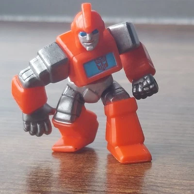 Transformers Universe Robot Heroes G1 Ironhide PVC Mini 2006 - Image 1 of 4