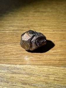 Pepita de pirita 7,4 G tono bronce raro espécimen mineral Mármora, Ontario, Canadá - Imagen 1 de 5