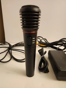 Dynamic Karaoke Vocal Wired Handheld Microphone Mic FM Receiver System - Picture 1 of 5
