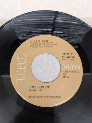 Chet Atkins ~ Frog Kissin' / Bill Cheatham ~ 45rpm *Buy 2 Get 1 Free** - Image 1 of 2