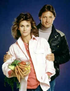 Scarecrow and Mrs. King 8x10 Photo 52725-2 Bruce Boxleitner Kate Jackson - Picture 1 of 1