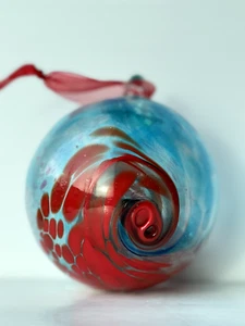 Glass Hanging Friendship Ball Ornament Blue Red 4" Diameter/13" Circum. - Picture 1 of 10