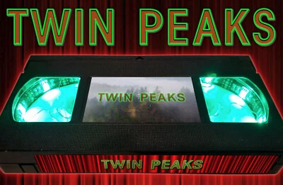Twin Peaks (1990) - Retro VHS Lamp +Remote Control - David Lynch Laura Palmer - Image 1 of 4