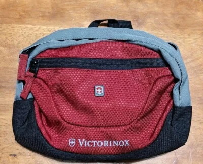 Bolso Cinturón Victorinox Ejército Suizo Rojo Y Negro Foto 1 de 4